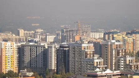 Общественники обвиняют акимат Алматы в нарушении планов застройки города